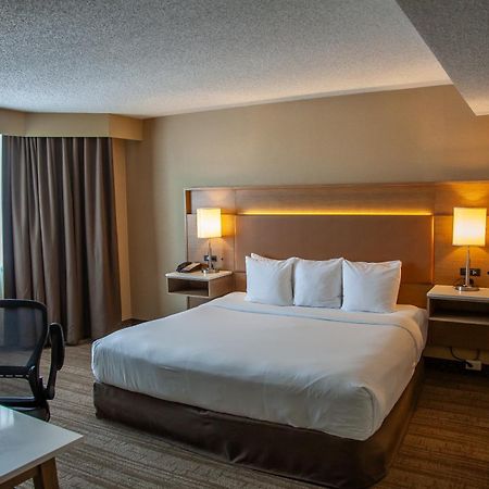 Edmonton Hotel & Convention Center Έντμοντον Εξωτερικό φωτογραφία
