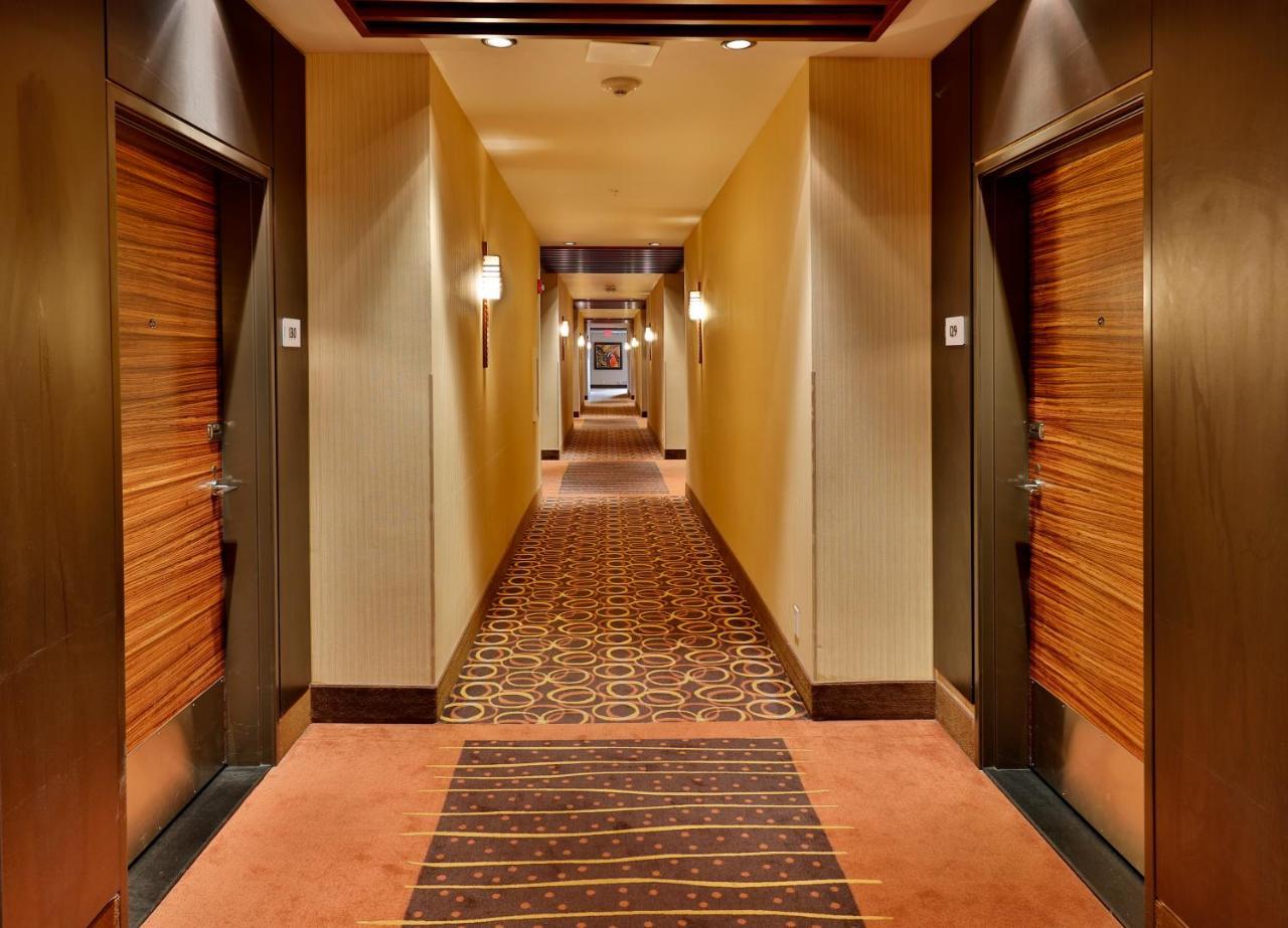 Edmonton Hotel & Convention Center Έντμοντον Εξωτερικό φωτογραφία
